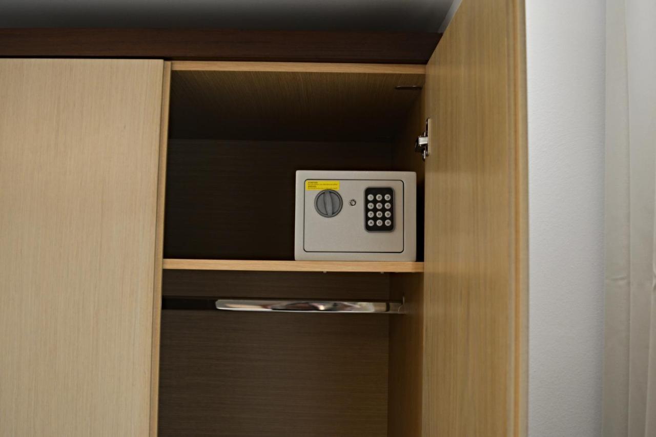 Phaethon Apartments&studios *