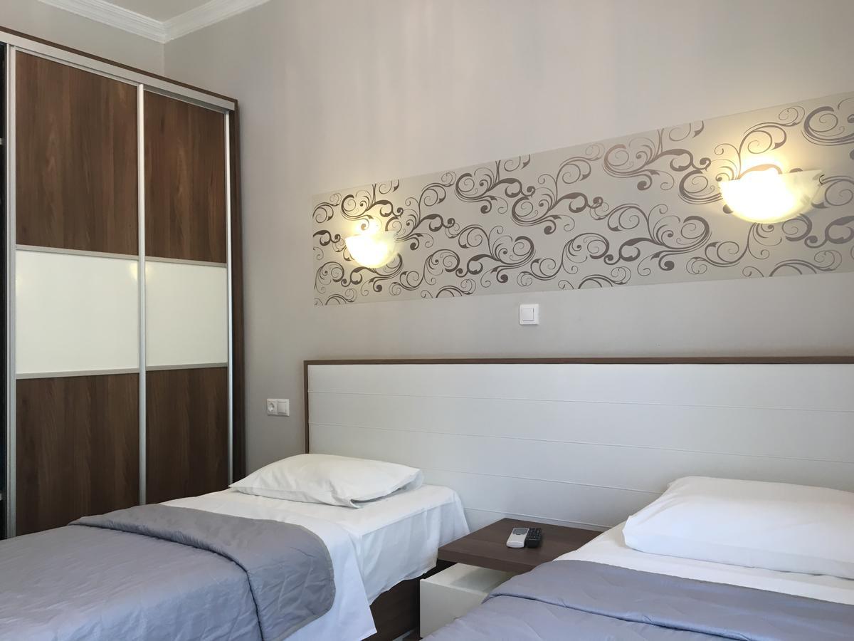 Phaethon Apartments&studios